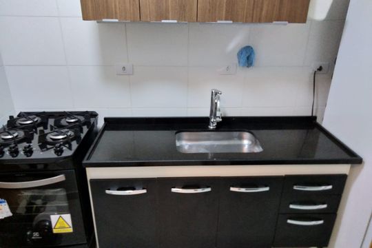 Cozinha de kitnet/studio à venda com 1 quarto, 42m² em Campo Grande, São Paulo
