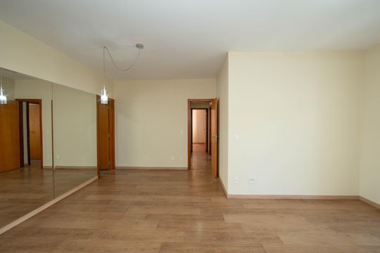 SALA de apartamento para alugar com 3 quartos, 181m² em Belvedere, Belo Horizonte
