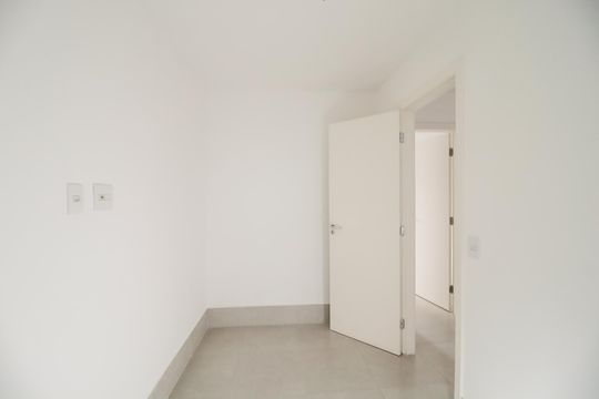 Quarto 1 de apartamento à venda com 2 quartos, 43m² em Jardim São Paulo, São Paulo