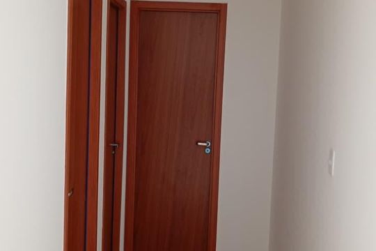 Corredor de apartamento à venda com 2 quartos, 42m² em Del Castilho, Rio de Janeiro