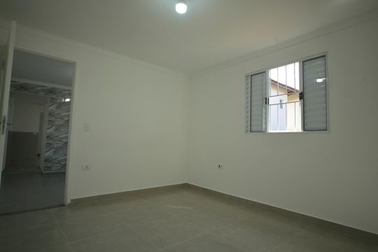 Casa para alugar com 2 quartos, 60m² em Baeta Neves, São Bernardo do Campo