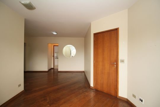 Sala de apartamento para alugar com 5 quartos, 130m² em Vila Sonia, São Paulo