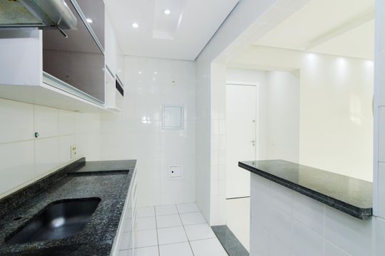 Cozinha de apartamento à venda com 2 quartos, 62m² em Vila Leonor, Guarulhos