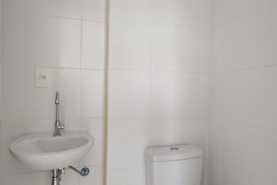 Banheiro da Suíte de apartamento para alugar com 2 quartos, 60m² em Taquara, Rio de Janeiro
