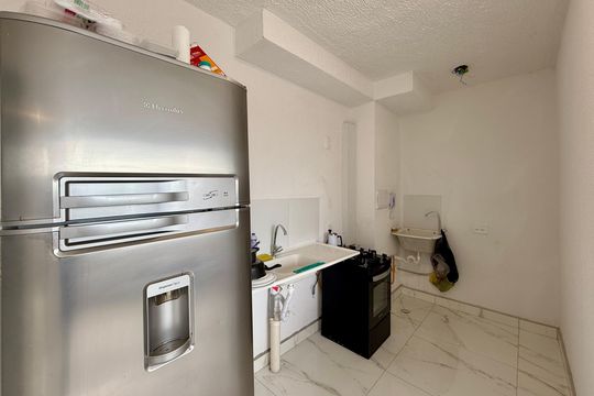 Cozinha de apartamento à venda com 2 quartos, 30m² em Jardim Caravelas, São Paulo
