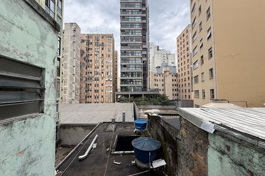 Vista da cozinha de apartamento para alugar com 1 quarto, 40m² em Consolação, São Paulo