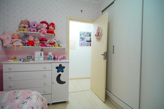 Quarto 1 de casa à venda com 3 quartos, 173m² em Cristo Rei, São Leopoldo