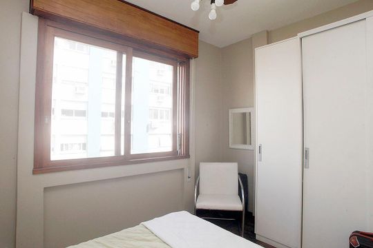 Quarto 1 de apartamento à venda com 3 quartos, 100m² em Cidade Baixa, Porto Alegre