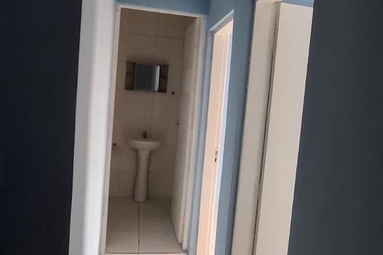 Corredor de casa para alugar com 2 quartos, 62m² em Vila Rosaria, São Paulo