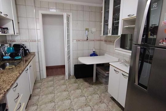 Cozinha de apartamento para alugar com 2 quartos, 72m² em Itaquera, São Paulo
