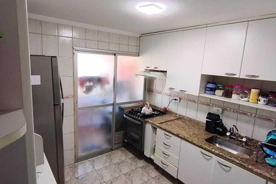 Cozinha de apartamento para alugar com 2 quartos, 72m² em Itaquera, São Paulo