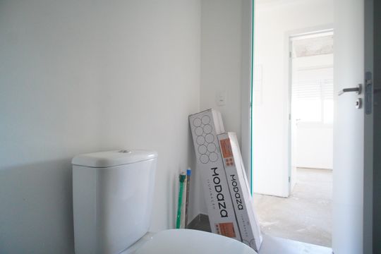 Banheiro de apartamento à venda com 3 quartos, 73m² em Centro, São Leopoldo