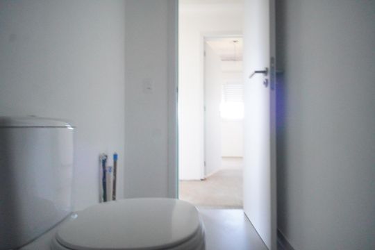 Banheiro  de apartamento à venda com 3 quartos, 74m² em Centro, São Leopoldo