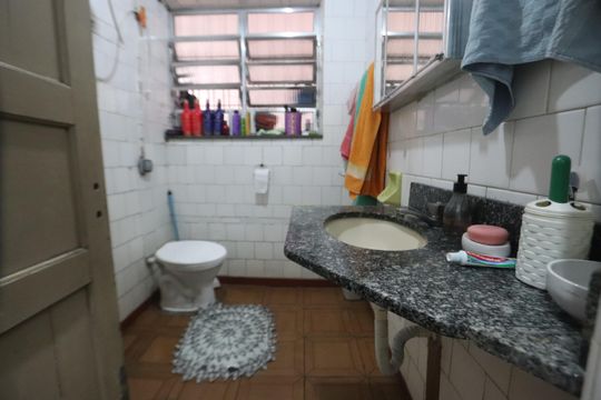 Casa à venda com 3 quartos, 120m² em Vila Ema, São Paulo