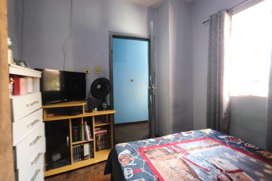 Casa à venda com 3 quartos, 120m² em Vila Ema, São Paulo