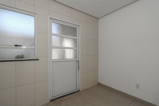 Cozinha de casa à venda com 3 quartos, 140m² em Jardim Dona Leopoldina, Porto Alegre