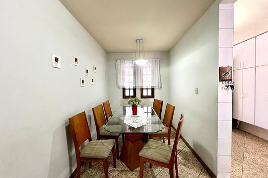 Cozinha de casa à venda com 4 quartos, 194m² em Alípio de Melo, Belo Horizonte