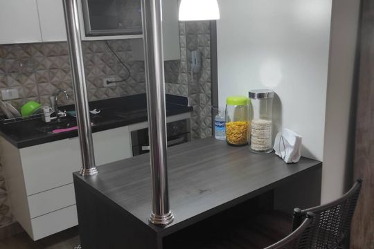 Cozinha de apartamento à venda com 1 quarto, 38m² em Vila Castelo, São Paulo