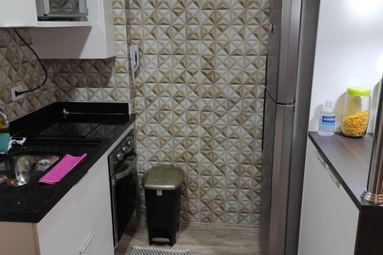 Cozinha de apartamento à venda com 1 quarto, 38m² em Vila Castelo, São Paulo