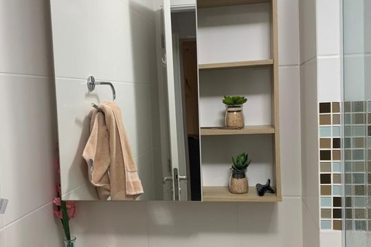 Banheiro de apartamento à venda com 1 quarto, 38m² em Vila Castelo, São Paulo