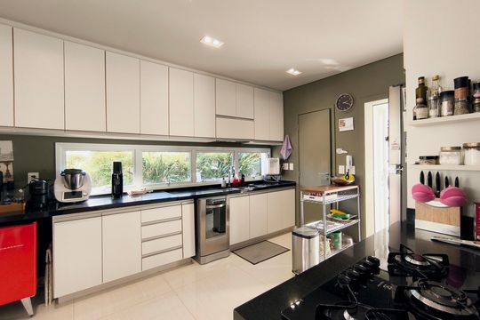 Cozinha de casa de condomínio à venda com 3 quartos, 270m² em Jardim Marco Leite, Jundiaí