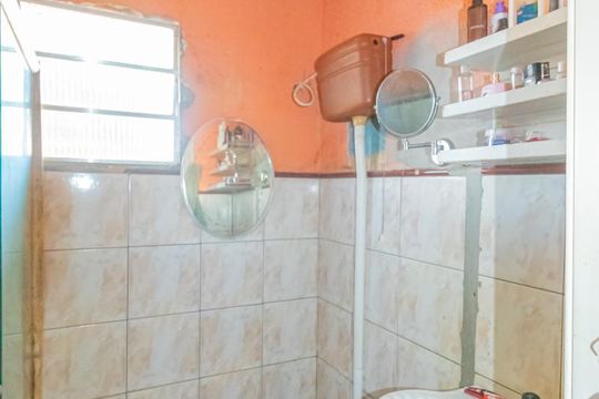 Banheiro de casa para alugar com 3 quartos, 380m² em Estância Velha, Canoas