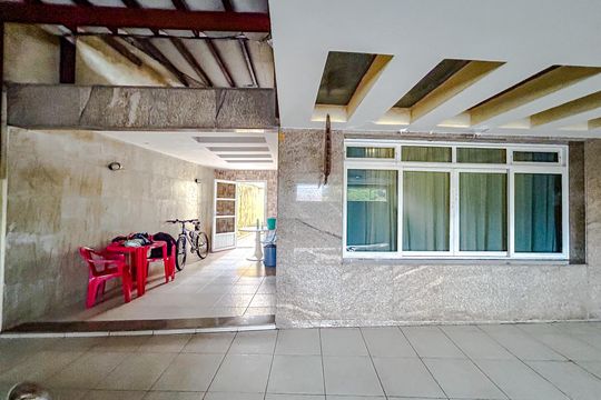 Garagem de casa à venda com 4 quartos, 456m² em Vila Carrão, São Paulo