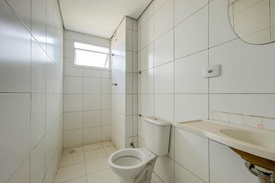 Banheiro de apartamento à venda com 2 quartos, 64m² em São Pedro, Osasco