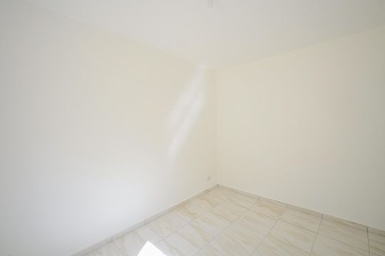 Quarto de casa para alugar com 1 quarto, 32m² em Vila Pirajussara, São Paulo