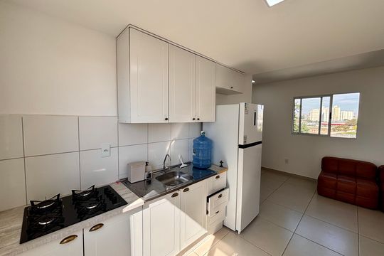 Cozinha  de apartamento à venda com 1 quarto, 31m² em Tremembé, São Paulo
