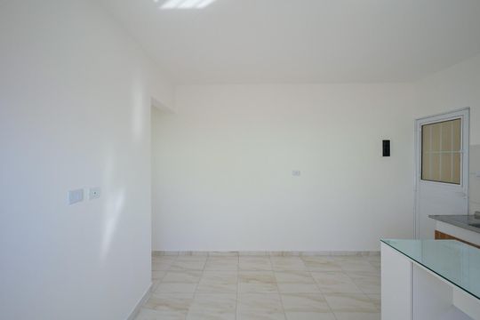 Sala de casa para alugar com 1 quarto, 31m² em Vila Pirajussara, São Paulo