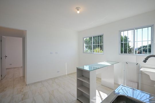 Casa para alugar com 1 quarto, 32m² em Vila Pirajussara, São Paulo