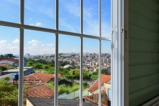Vista do Quarto de casa para alugar com 1 quarto, 32m² em Vila Pirajussara, São Paulo