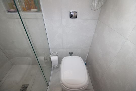 Banheiro de casa à venda com 3 quartos, 210m² em Vila dos Andrades, São Paulo