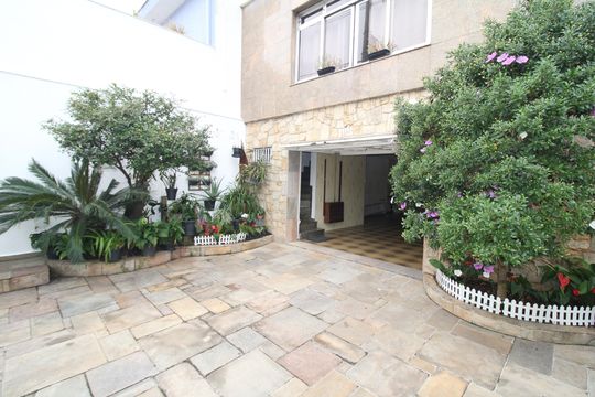 Garagem de casa à venda com 3 quartos, 210m² em Vila dos Andrades, São Paulo