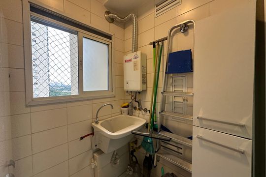 Área de Serviço de apartamento à venda com 2 quartos, 76m² em Jardim Tupanci, Barueri