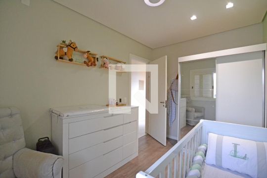 Casa à venda com 4 quartos, 400m² em Camaquã, Porto Alegre