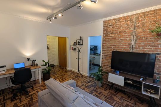 Apartamento para alugar com 2 quartos, 75m² em Santa Cecília, Porto Alegre