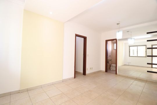 Sala de apartamento para alugar com 4 quartos, 72m² em Santa Maria, Uberlândia