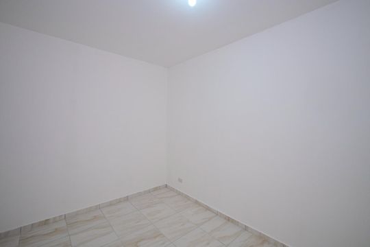 Quarto de casa para alugar com 1 quarto, 32m² em Vila Pirajussara, São Paulo