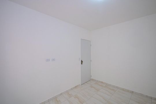 Quarto de casa para alugar com 1 quarto, 32m² em Vila Pirajussara, São Paulo