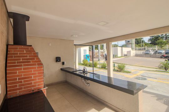 Área comum - Churrasqueira de apartamento para alugar com 2 quartos, 40m² em Cavalhada, Porto Alegre