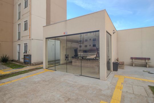 Área comum - Churrasqueira de apartamento para alugar com 2 quartos, 40m² em Cavalhada, Porto Alegre