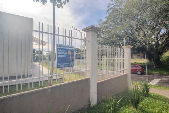 Fachada de apartamento para alugar com 2 quartos, 40m² em Cavalhada, Porto Alegre