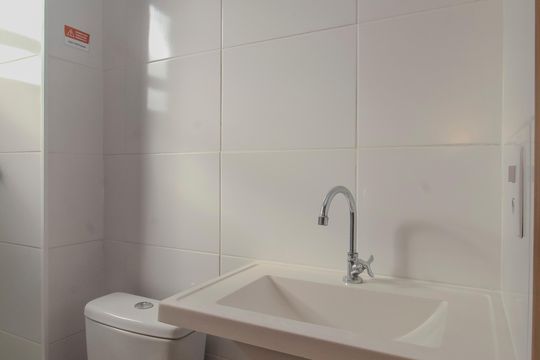 Banheiro de apartamento para alugar com 2 quartos, 50m² em Cavalhada, Porto Alegre