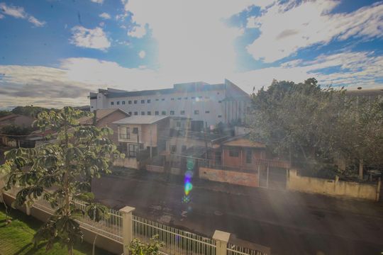Vista de apartamento para alugar com 2 quartos, 40m² em Cavalhada, Porto Alegre