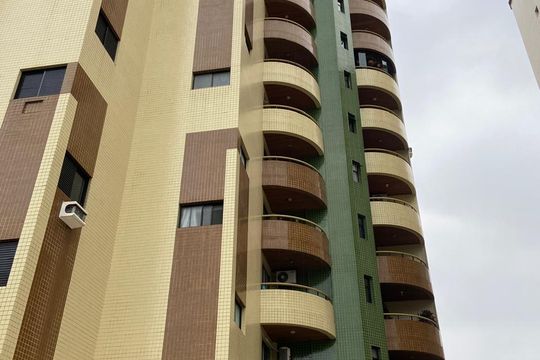 Fachada de apartamento para alugar com 2 quartos, 91m² em Vila Tupi, Praia Grande