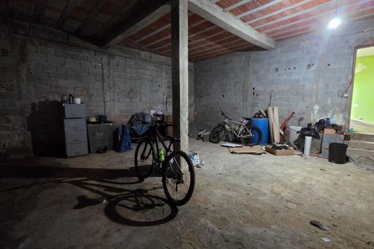 Garagem de casa para alugar com 6 quartos, 391m² em Recreio Rio Bonito, Suzano