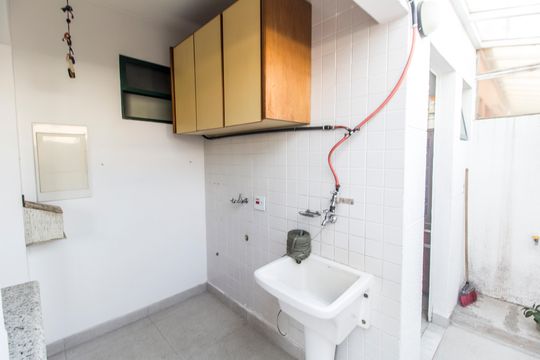 Área de Serviço de casa de condomínio à venda com 3 quartos, 160m² em Residencial Dois (tambore), Santana de Parnaíba