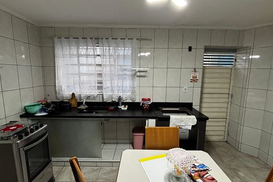 Cozinha de casa à venda com 2 quartos, 70m² em Vila Homero Thon, Santo André